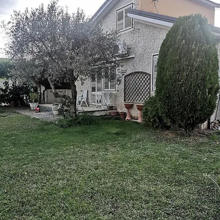 Vecchio Ulivo Feriehus *